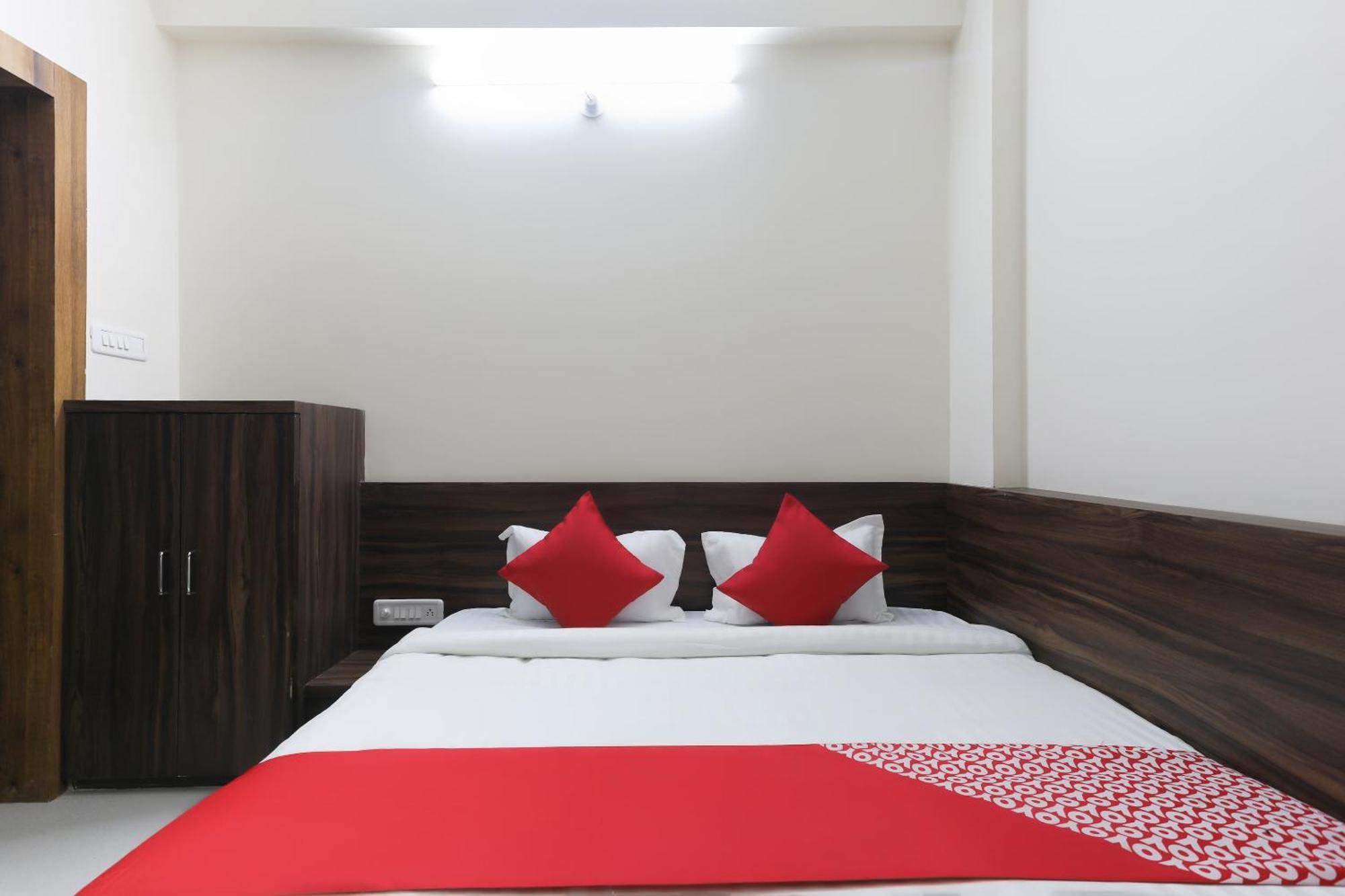 Hotel O La Flora Indore Dış mekan fotoğraf