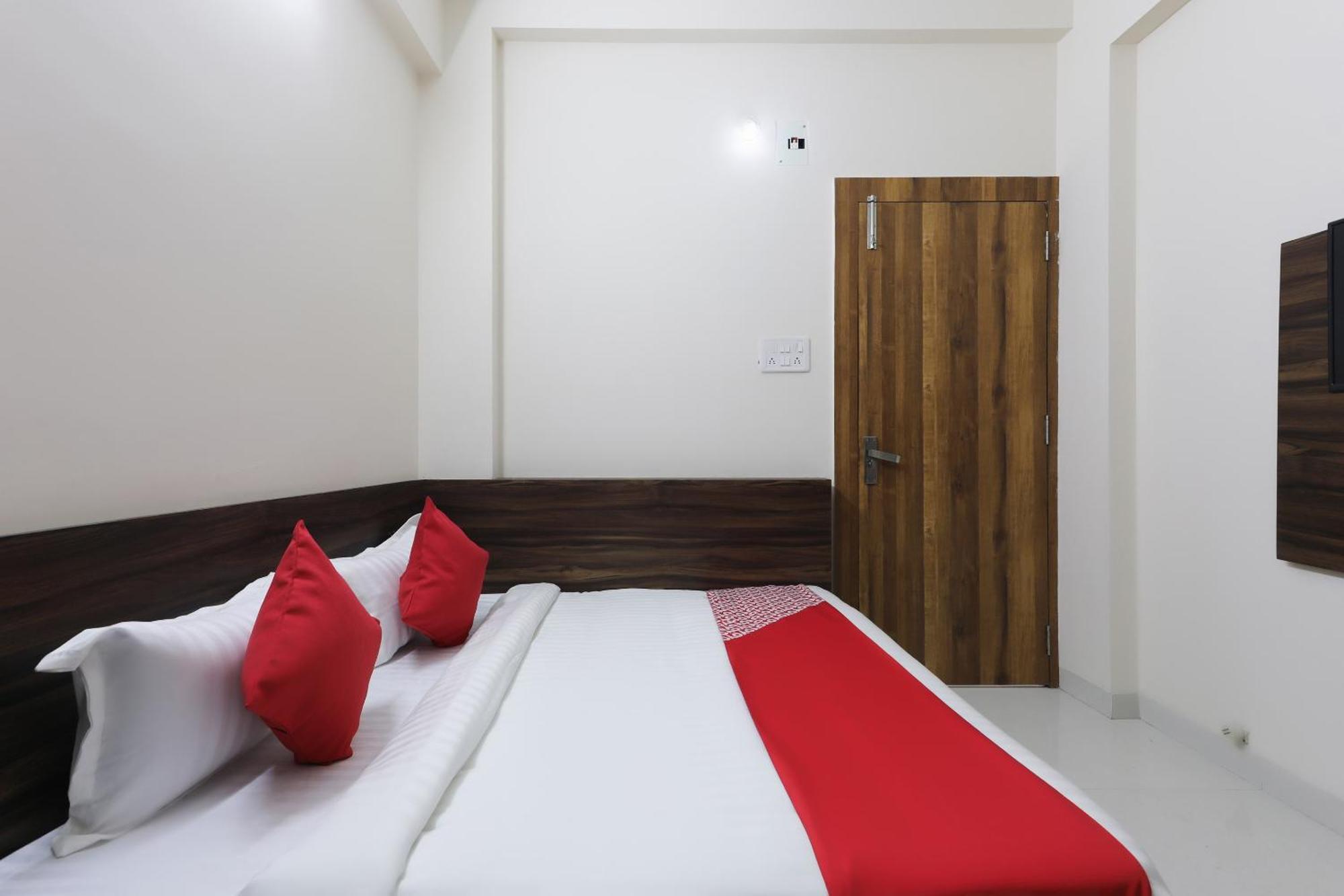 Hotel O La Flora Indore Dış mekan fotoğraf