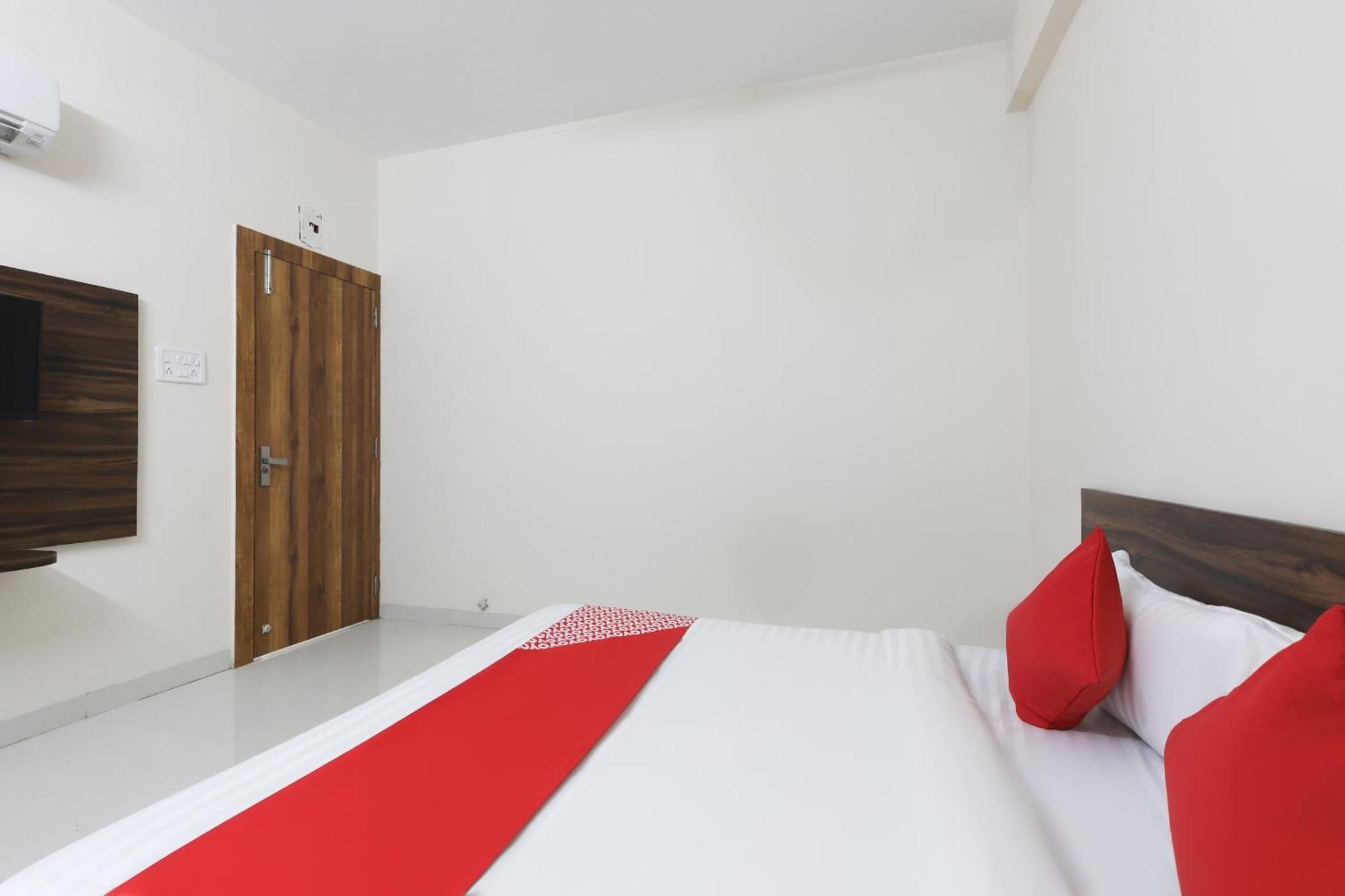 Hotel O La Flora Indore Dış mekan fotoğraf