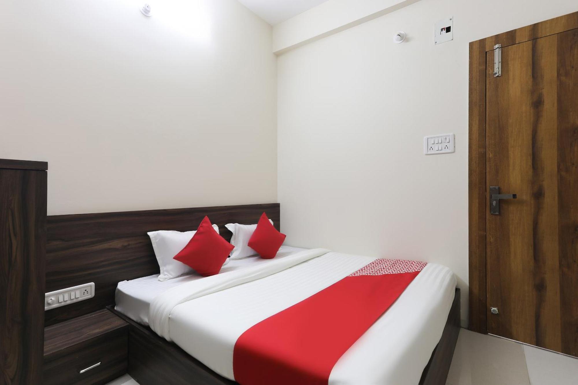 Hotel O La Flora Indore Dış mekan fotoğraf